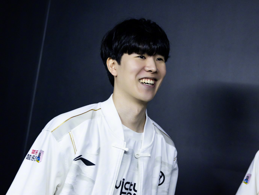 带您深入了 带您深入了