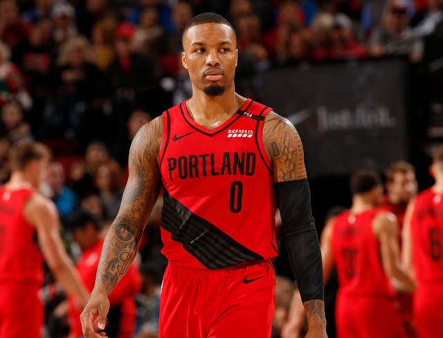 足球競爭白 足球競爭白