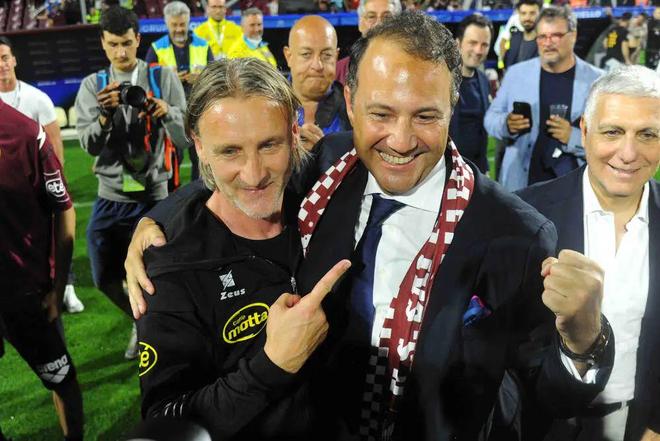 门多特蒙德 门多特蒙德