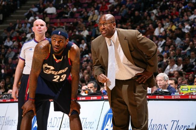 相比强行三 相比强行三